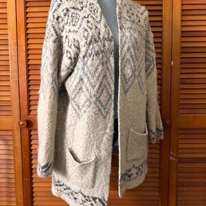 Eddie Bauer Cream and Gray Patterned Fuzzy Cardigan